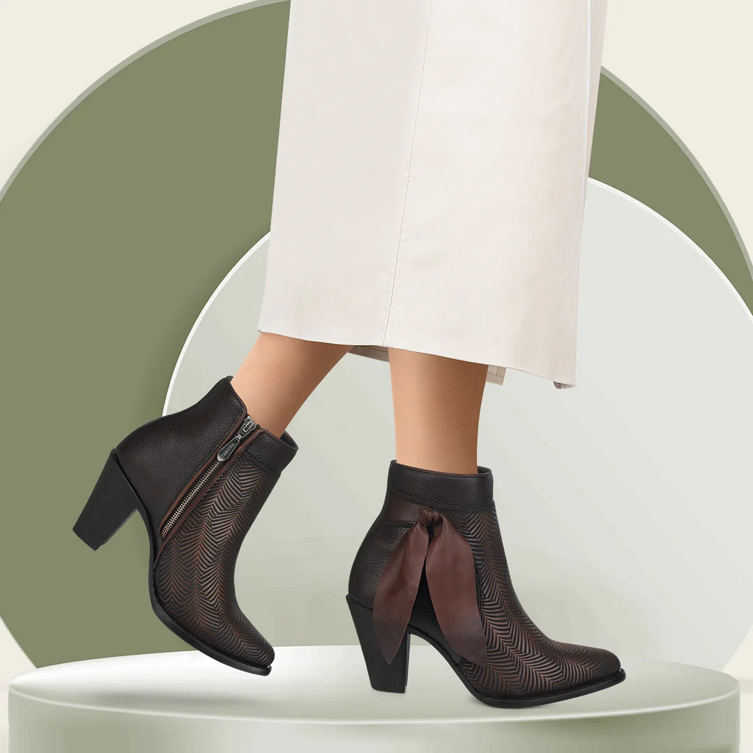 3F0PRS - Cuadra chocolate cowhide ankle boots for women