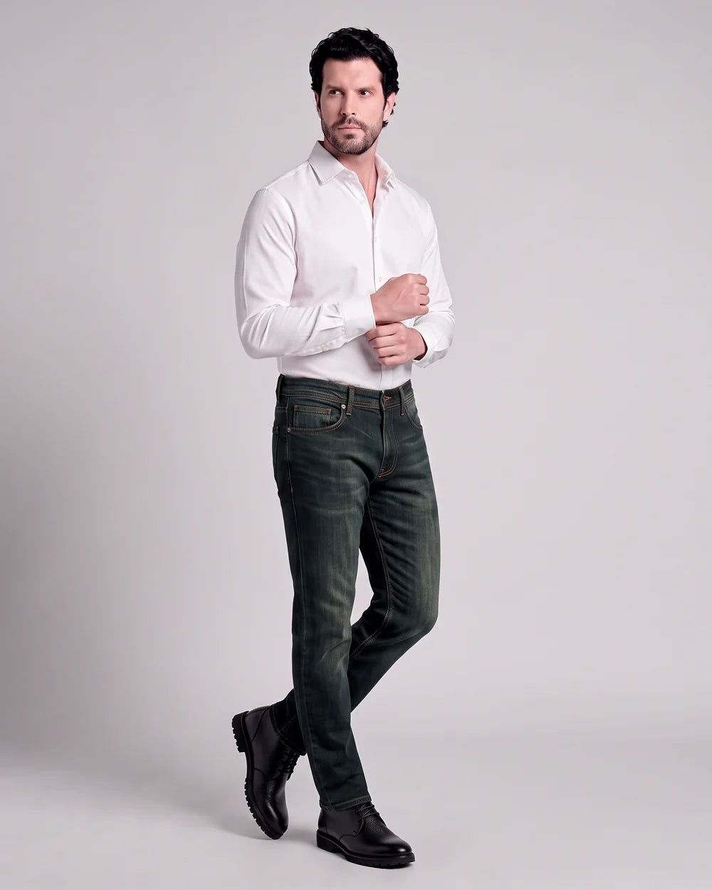 J300455 - Cuadra Men's Dark Indigo Jeans with Taupe Tint Wash