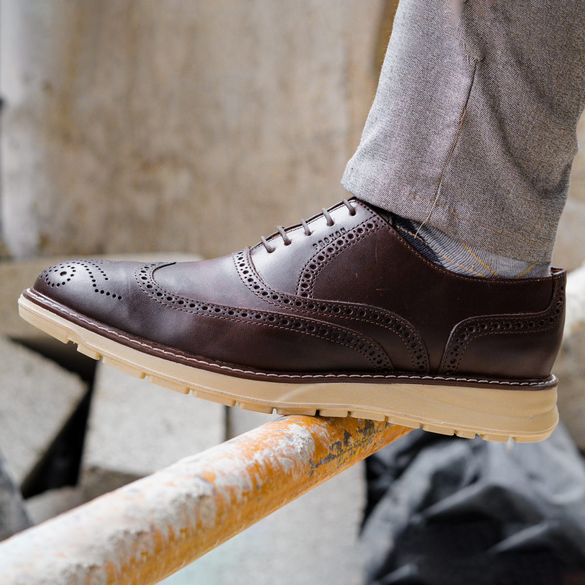 Proxon - Brown Steel Toe Sporty Wingtip Oxford Shoes for Men (ASTM certified)